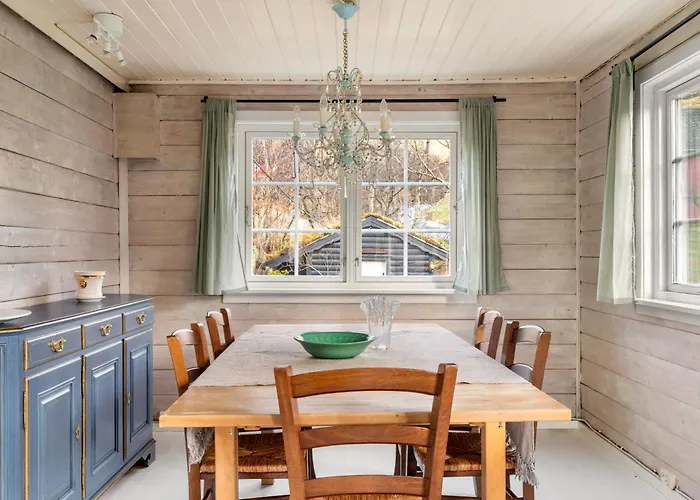 Gildeskaal - A Fairytale In * Rosendal