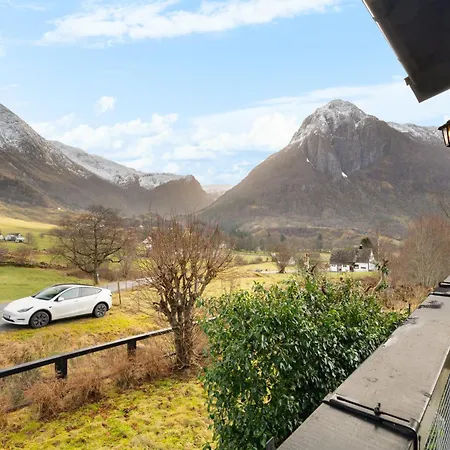 Gildeskaal - A Fairytale In